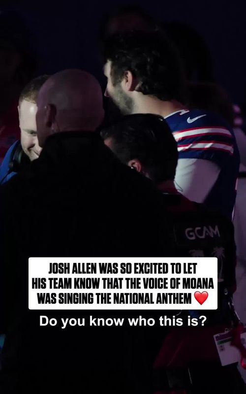 #joshallen was pumped to hear #auliicravalho sing 🎶 #nfl #buffalobills 