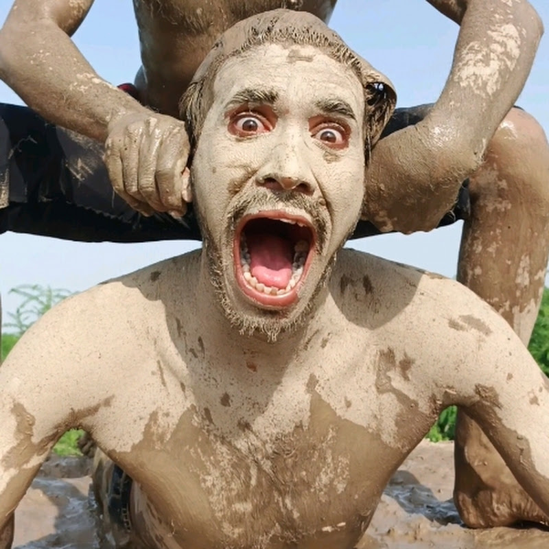 Mud Comedy

